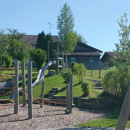 Ferienhaus Antdorfer Gartenglueck